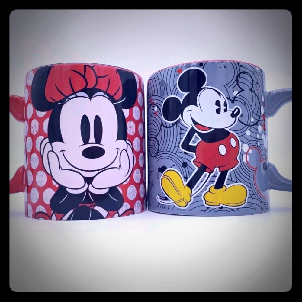 SET of 2 Disney Mickey & Minnie Mouse 20oz mugs